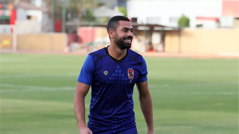 فحص طبي لثنائي الأهلي قبل المران المسائي