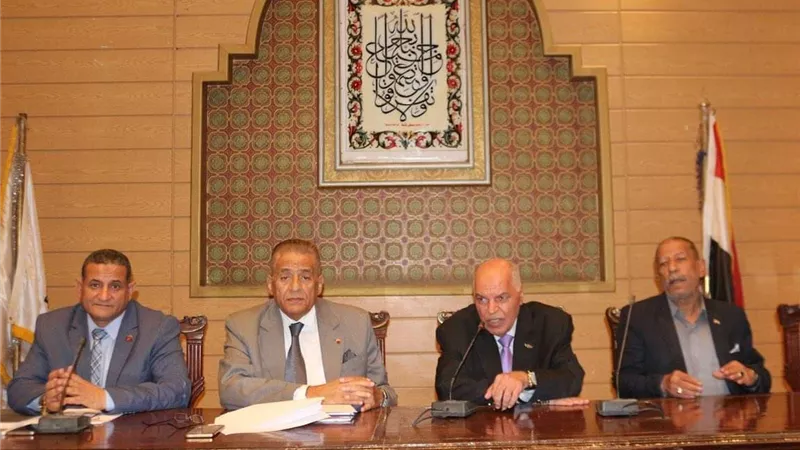 نقيب المعلمين يشارك أعضاء المكتب التنفيذي اجتماعهم