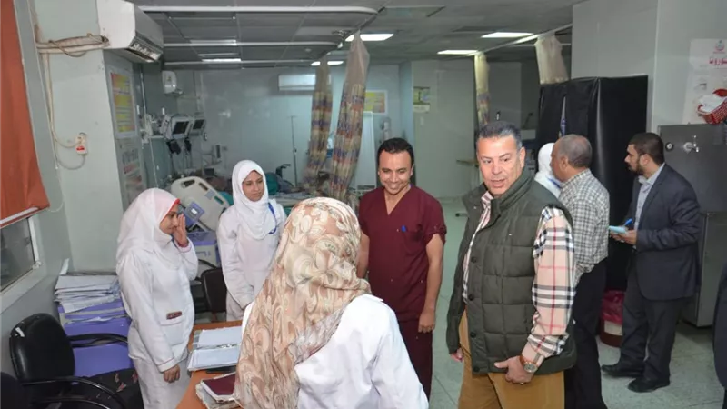 محافظ بني سويف يفاجئ مستشفى ناصر ليلا