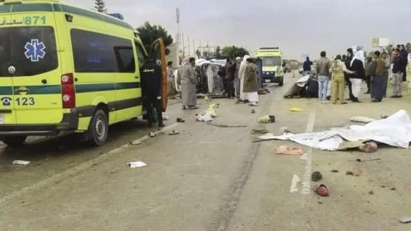 الإمام الأكبر ووزيرة التضامن يعزيان البابا في شهداء الانبا صموئيل