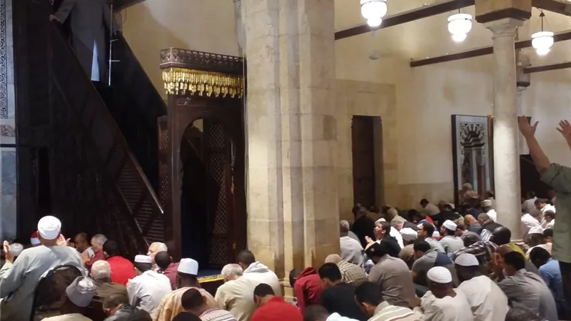 خطيب الجامع الأزهر: لا تصلح المجتمعات ولا تنهض الدول إلا بحفظ الأمانة