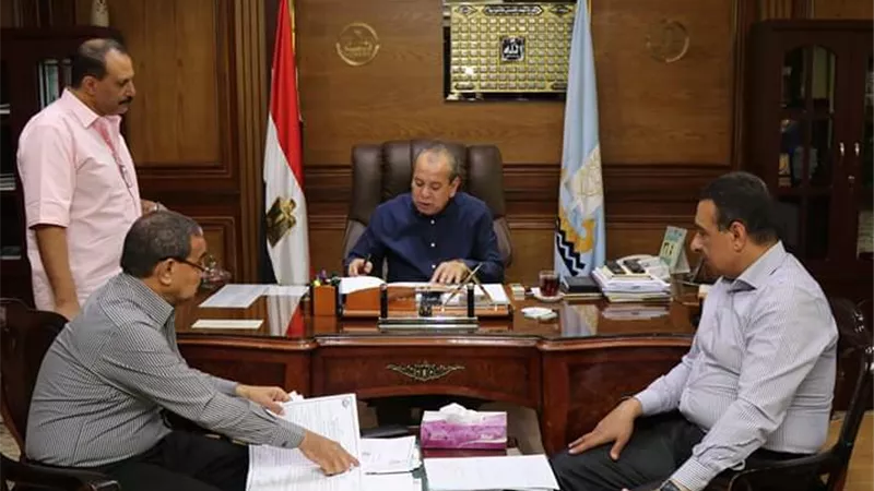 ..محافظ كفرالشيخ يناقش استعدادات العيد القومى للمحافظة