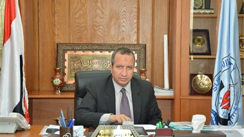 رئيس جامعة السويس: الشباب المصرى أثبت للعالم قدرته على الابداع