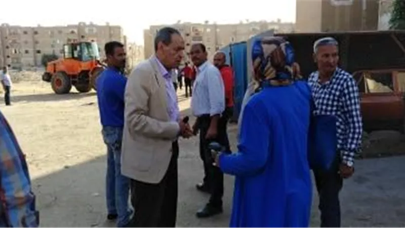 حملات لإزالة إشغالات حى فيصل فى السويس