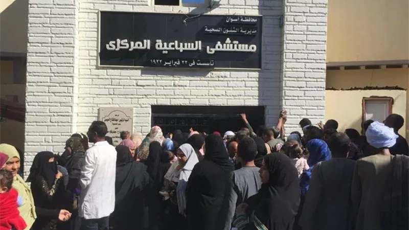 قافلة الأزهر الطبية إلى أسوان تفحص 