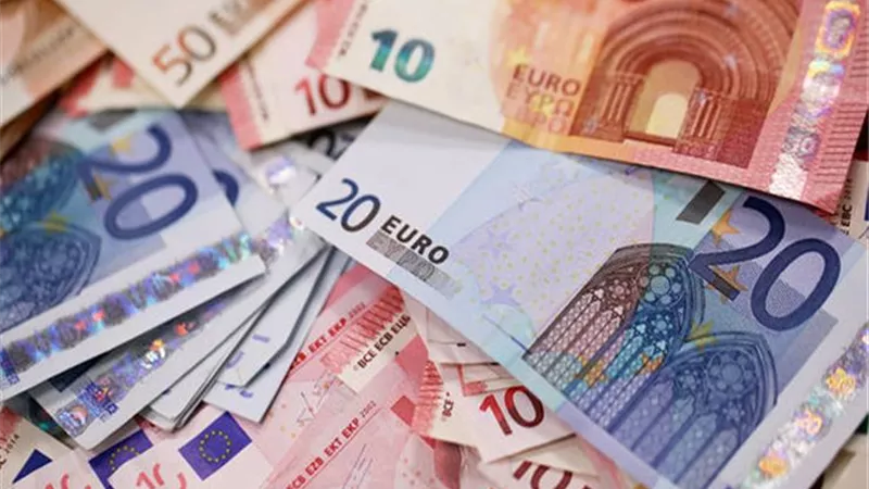 استقرار سعر اليورو فى البنوك.. اليوم الإثنين 5-11-2018