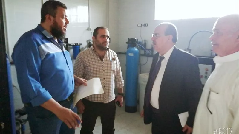 مدير الطب العلاجي بكتشف غياب ٥ أطباء بمستشفي ديرب نجم