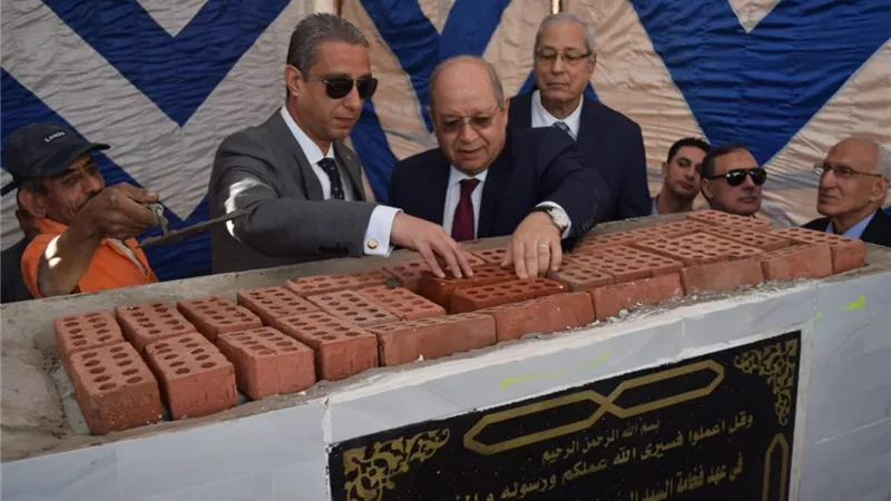 ابو العزم يضع حجر الأساس لمبني مجلس الدولة بمحافظة سوهاج.. صور