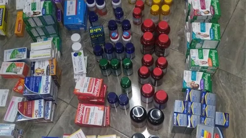 الصحة ضبط أدوية مهربة بحوزة الباعة الجائلين فى 3 محافظات