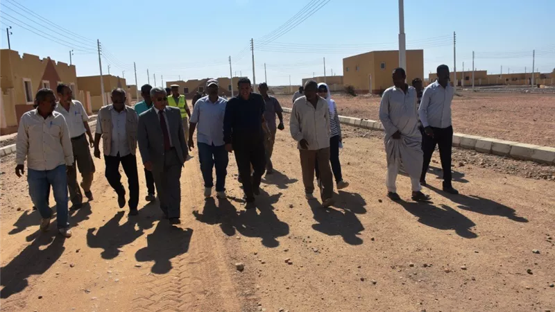 محافظ أسوان يتابع المشروعات التنموية بنصر النوبة