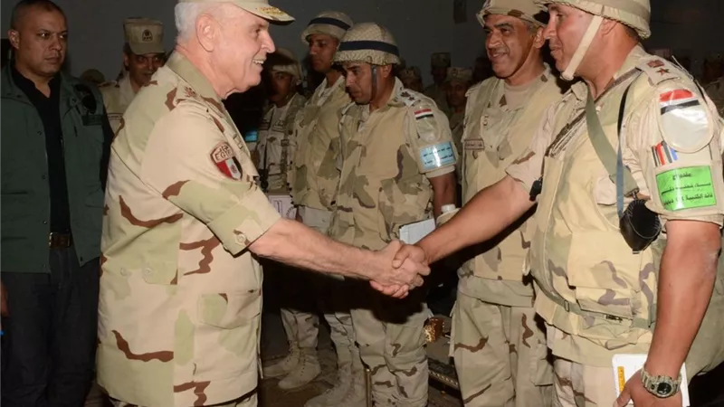 الفريق محمد فريد يشهد المرحلة الرئيسية للمشروع التكتيكى 