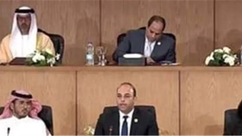 الباطش: ١٢ توصية لتفعيل التكامل خلال القمه العربية الافريقية بمنتدي شباب العالم