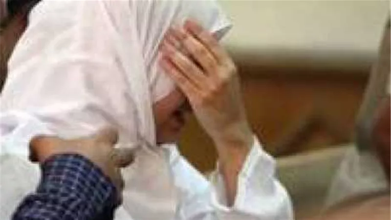 كيد النسا.. تتهم زوجها باغتصاب طفلته.. والسبب تافه