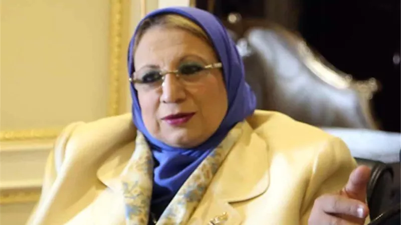 نائبة المنصورة تنتقد قرار التعليم بترميم مدرسة ابن لقمان أثناء العام الدراسي