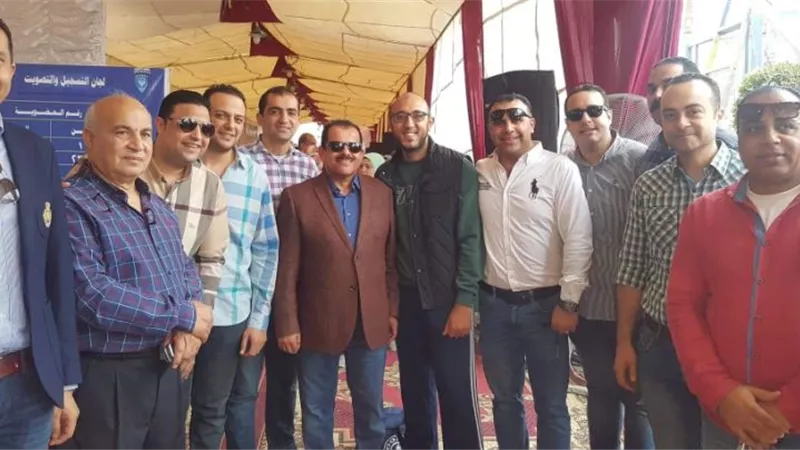 بالصور..حاتم عبد الرحيم يكتسح انتخابات نائب رئيس مجلس ادارة جزيرة الورد بالمنصورة