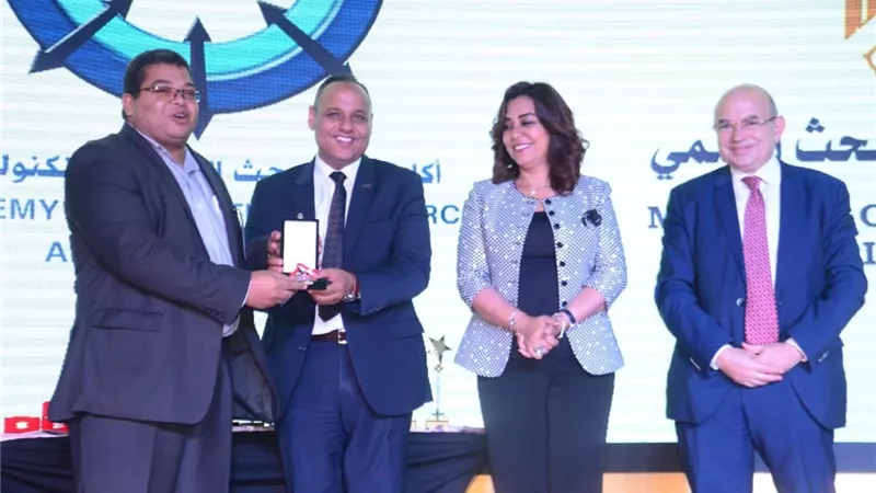 جامعة جنوب الوادى تفوز بالميدالية البرونزية فى مجال الابتكار