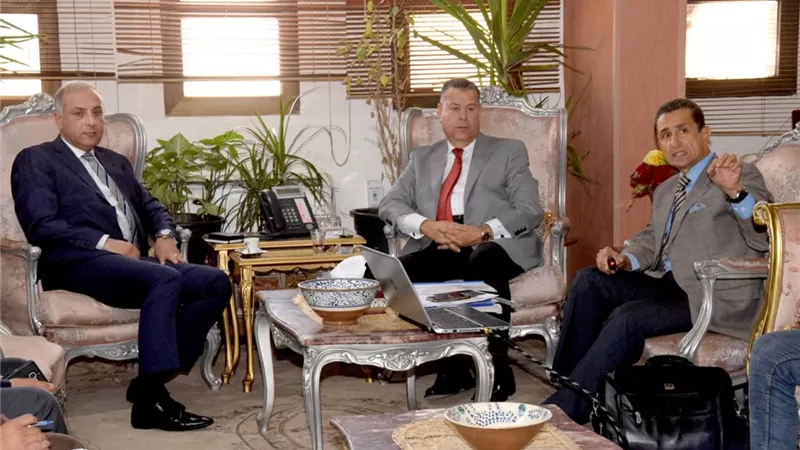 تجميل ميادين وشوارع بنى سويف بالتعاون مع جامعة النهضة
