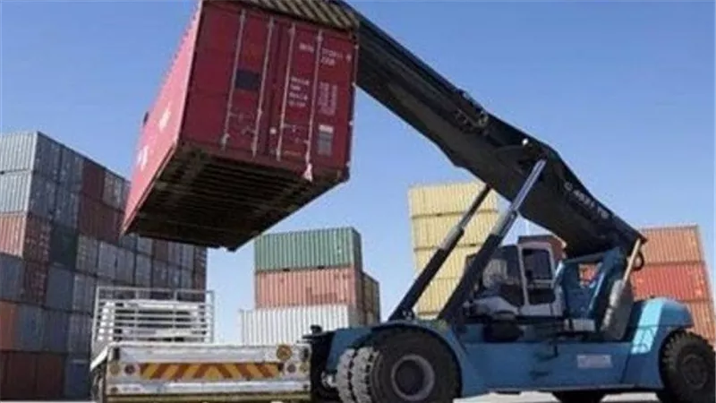 إقرا التعريفة الجمركية الجديدة ... تعرف على الفئات المعفاة