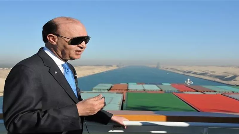 مميش: مليار طن بضائع عبرت قناة السويس خلال عام