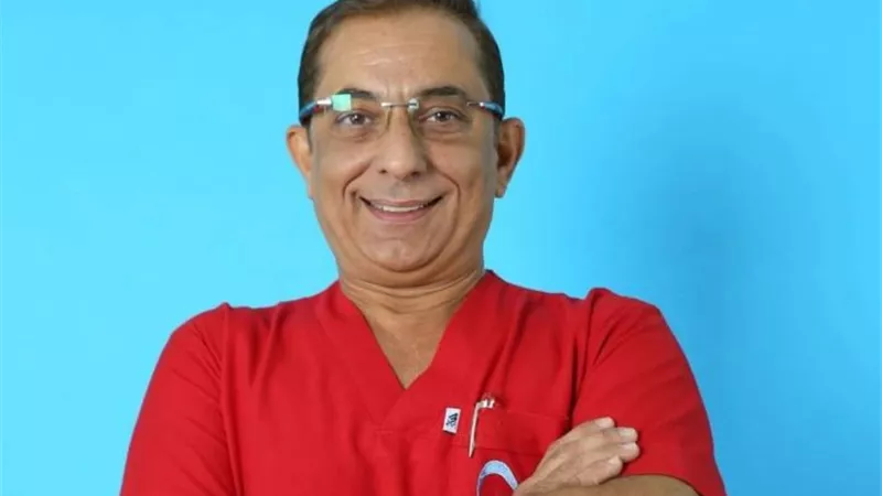 باسم سمير: زراعة الأسنان أصبحت ممارسات اعتيادية