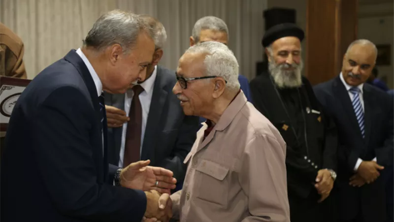 قنا تحتفل باليوم العالمي لكبار السن