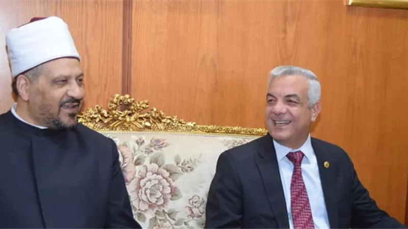 رئيس جامعة المنوفية يستقبل المستشار الأكاديمى لمفتى الديار المصرية