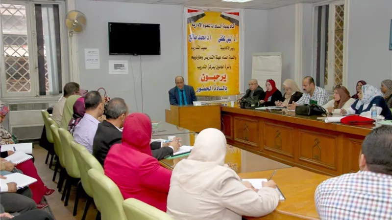 محاضرة للاعلامى معتز صلاح الدين باكاديمية السادات حول الاعلام والأمن القومى المصرى