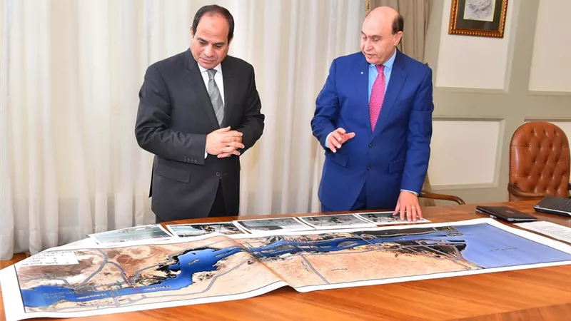 السيسي يكلف هيئة قناة السويس بتطوير ميناء العريش