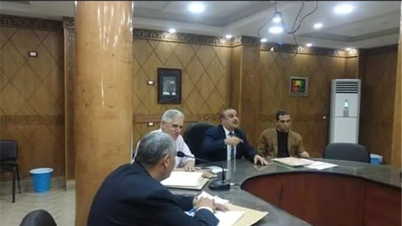 وكيل تعليم القليوبية يجتمع بأعضاء المتابعة .. ويشدد على تنفيذ القرارات