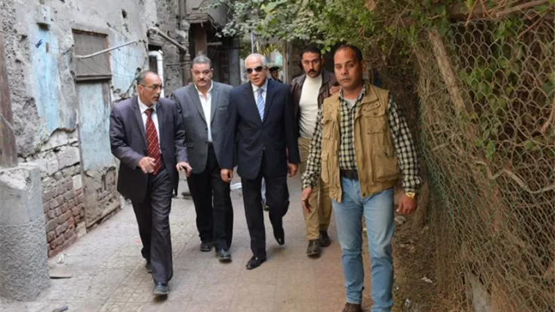 محافظ الجيزة : رفع 60 طن مخلفات ورصد 5 بؤر للقمامة لإزالتها
