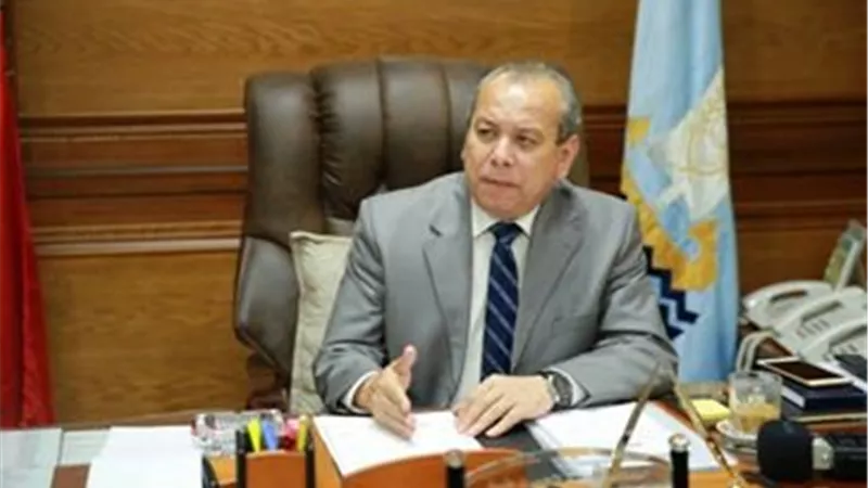 محافظ كفرالشيخ يحيل مسئولين بمديرية الزراعة للنيابة العامة