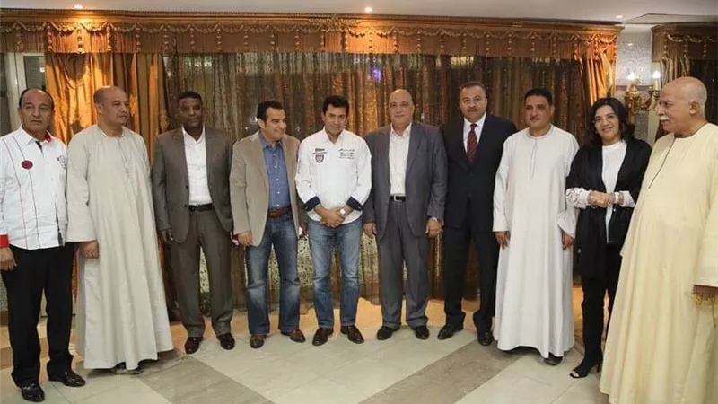 وزير الشباب والرياضة يلتقى أعضاء الأقصر بمجلس النواب