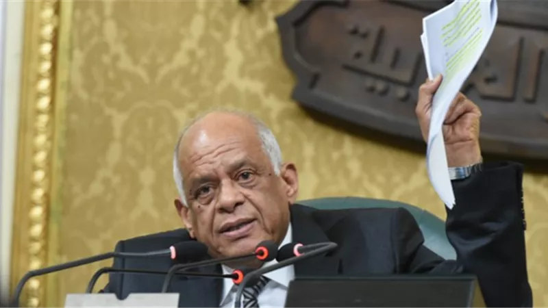 عبد العال يرسل برقية تهنئة إلى للرئيس بمناسبة ذكرى المولد النبوى