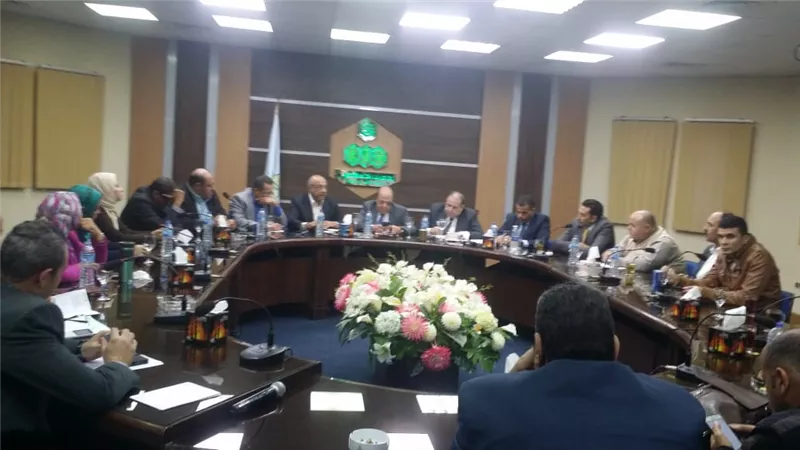 مجلس أمناء العاشر من رمضان : مصر بحاجة إلى النظرة الإيجابية و مواجهة الشائعات