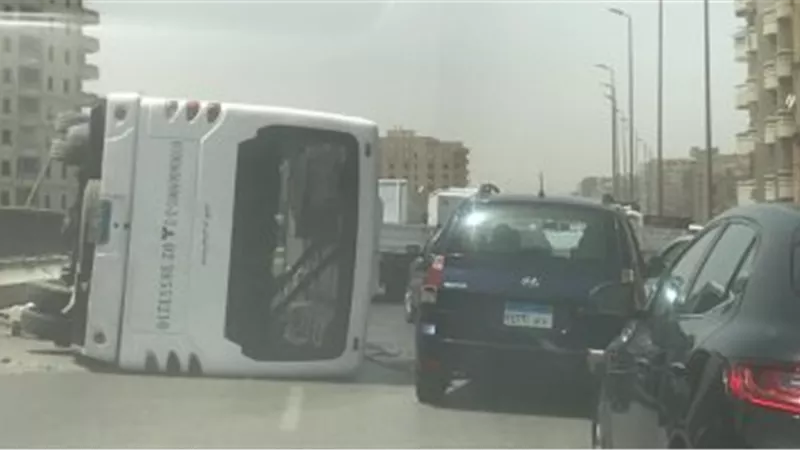 بالاسماء.. ضحايا ومصابى حادث تصادم أتوبيس ابو سمبل بأسوان