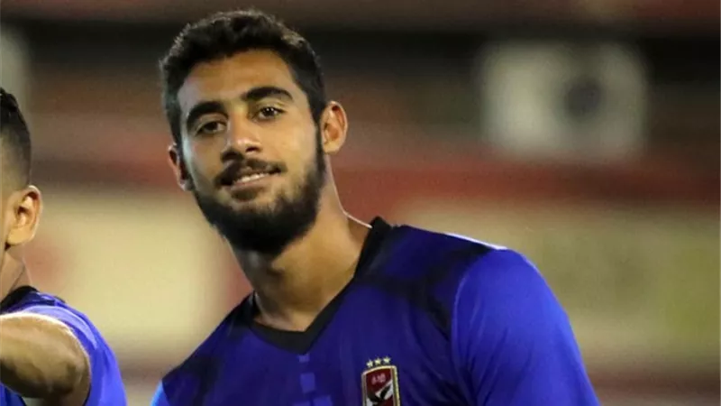 أحمد ياسر ريان يكتفي بالجري في مران الأهلي