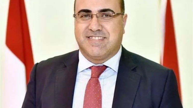 خبير إستثمار دولي: قرار «المركزي» بتثبيت سعر الفائدة جاء عكس التوقعات