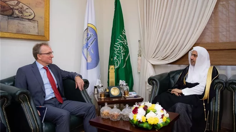 أمين عام رابطة العالم الاسلامى يستقبل سفير ألمانيا