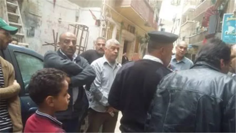 صرف اعانات لسكان عقار باكوس المنهار بالإسكندرية