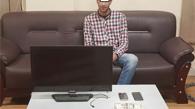 شاب يذبح خالته العجوز وزوجها المهندس بالسكين لسرقتهما.. صور