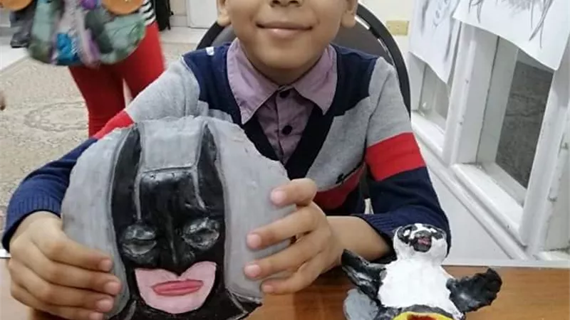 طفل فى عمر الزهور ¨رسام بدرجة امتياز..صور