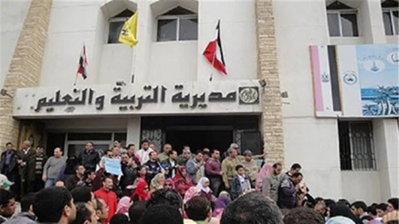 معلمة تتعرض لأزمة صحية مفاجئة بعد إساءة الطلاب لها