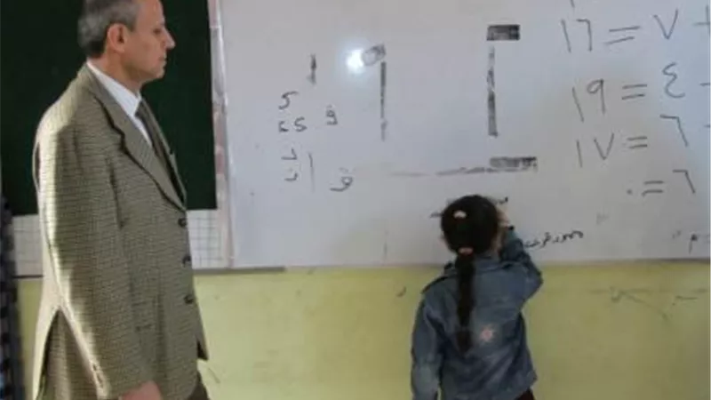وكيل تعليم الفيوم يتفقد مدرسة العامرية الابتدائية