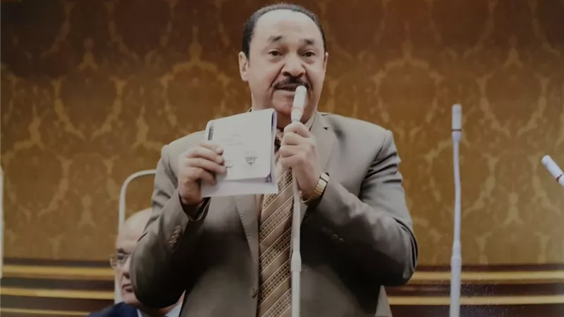 النويشى يطالب بتثبيت عمال ال 55 يوم بورش قطارات كوم أبوراضى