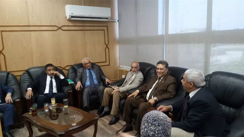 نائب رئيس جامعة الأزهر يستقبل وفدا من وزارة التعليم الليبية لبحث التعاون العلمي