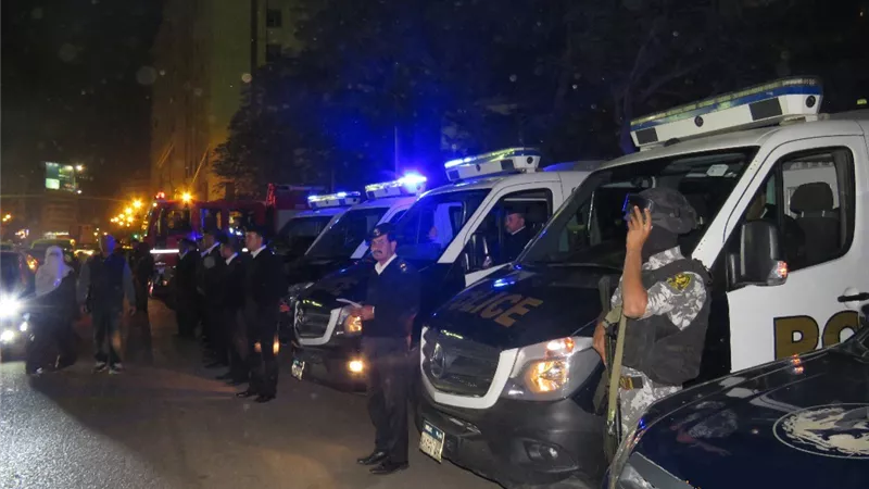 بالصور¨ حملات ليلية بالعاصمة لتحقيق السيطرة الأمنية وضبط ما يخل بالأمن العام