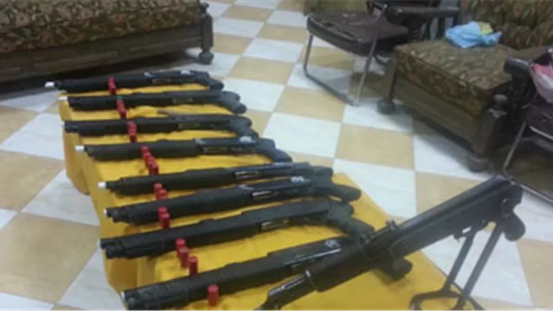 ضبط 10 بنادق و13قطعة حشيش و100قرص تامول بسوهاج
