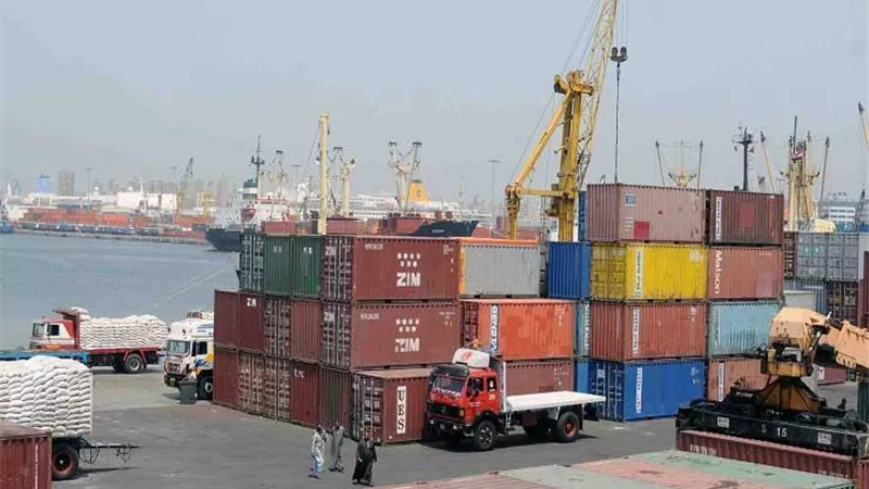 فتح بوغاز الصيد بعزبة البرج بعد تحسن الطقس بدمياط