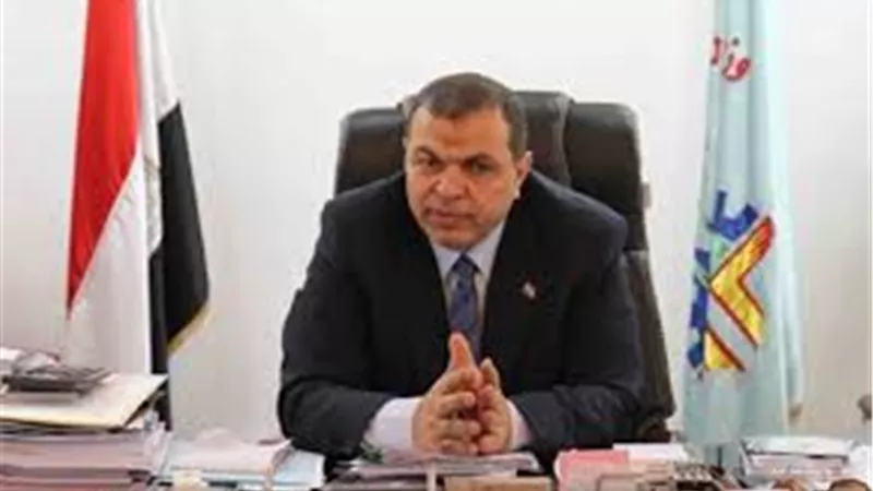 ملتقى التوظيف لمصانع العاشر الاول من ديسمبر