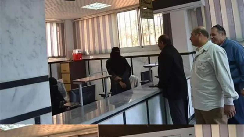 متابعة سير العمل بالمركز التكنولوجى لخدمة المواطنين